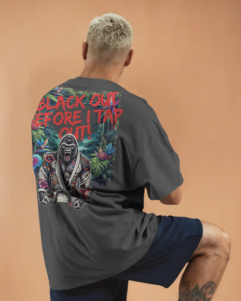 Affenzirkus Kollektion - "I black out before I tap out" - Premium Oversized T-Shirt